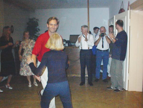 2001-09-21 DanceCamp 2001