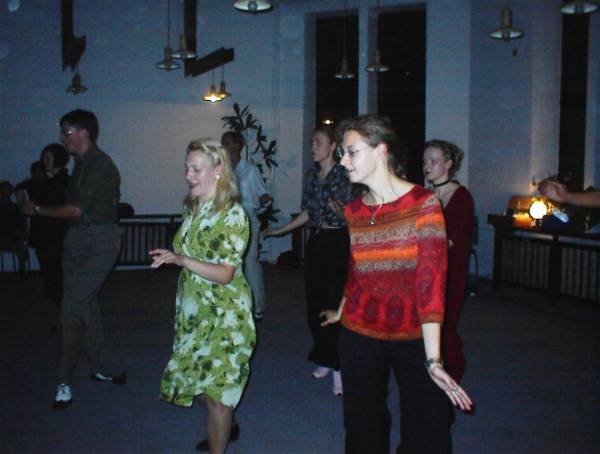 2002-09-27 DanceCamp2002